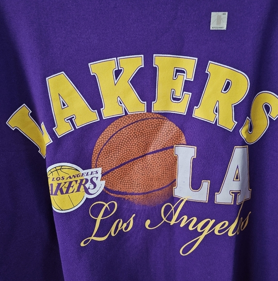 L.A Lakers Crew Neck Sweatshirt - Picture 2 of 4